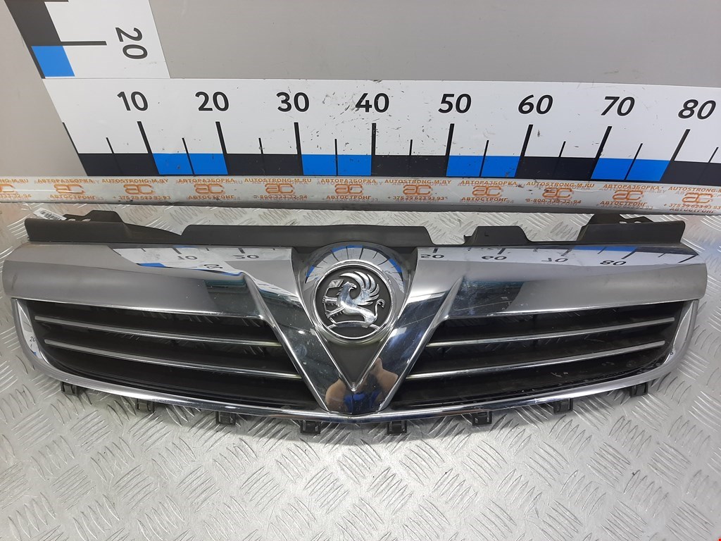 

Решетка радиатора Opel Zafira B, Zafira B
