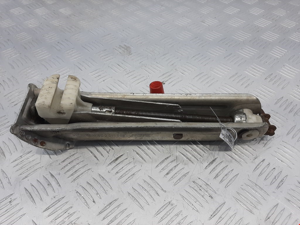 

Домкрат Audi A4 B5, A4 B5