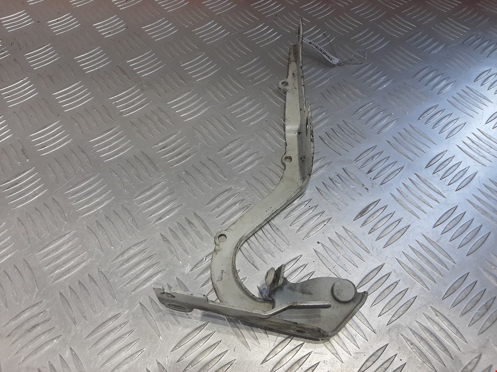 

Петля капота правая Peugeot 2008, 2008