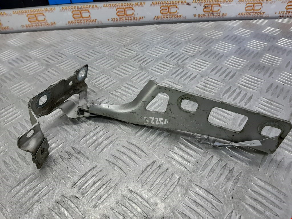 

Петля капота левая Opel Zafira B, Zafira B