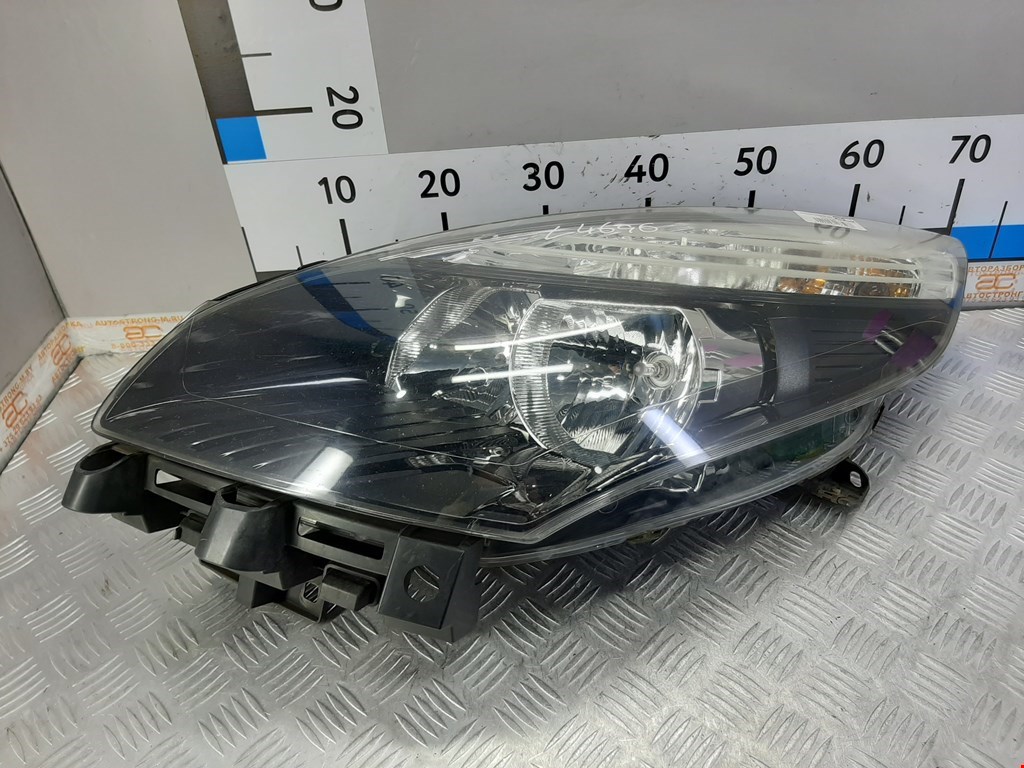 

Фара передняя левая Renault Scenic 3, Scenic 3