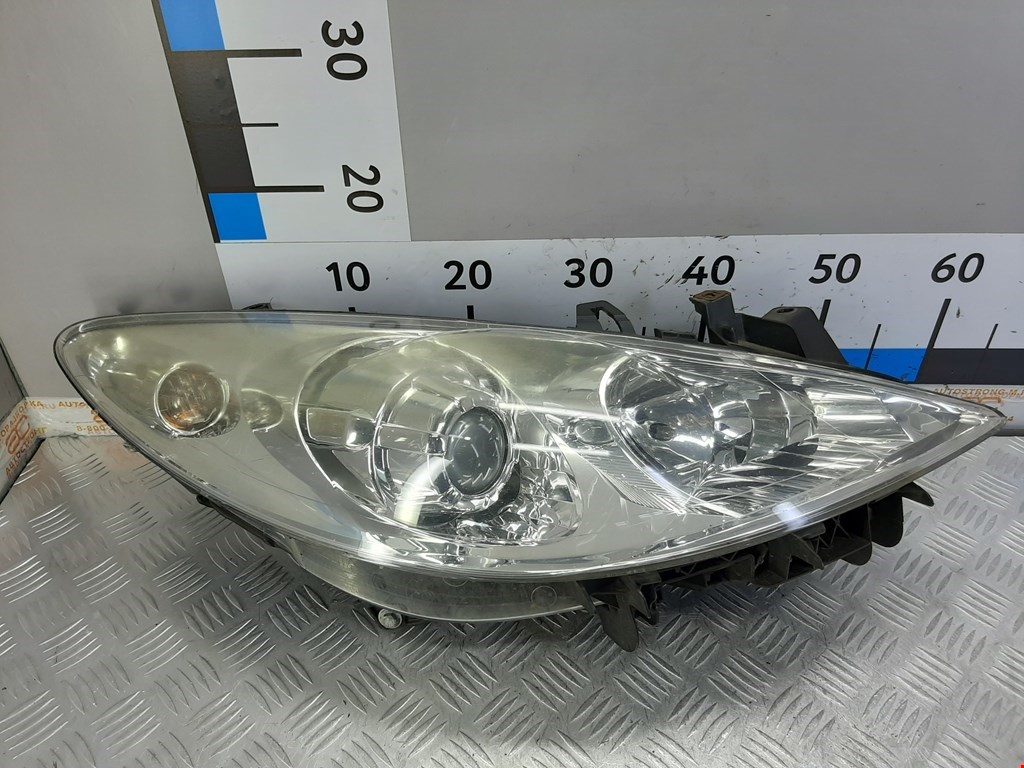 

Фара передняя правая Peugeot 307, 307