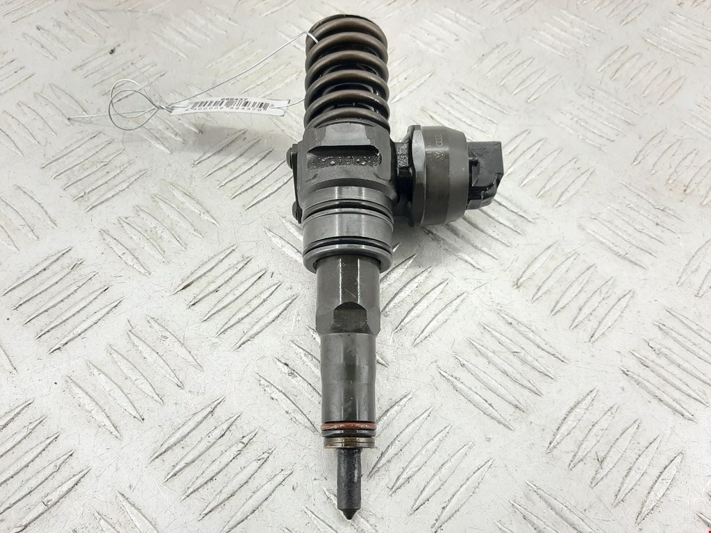 

Форсунка дизельная электрическая Volkswagen Passat 6, Passat 6