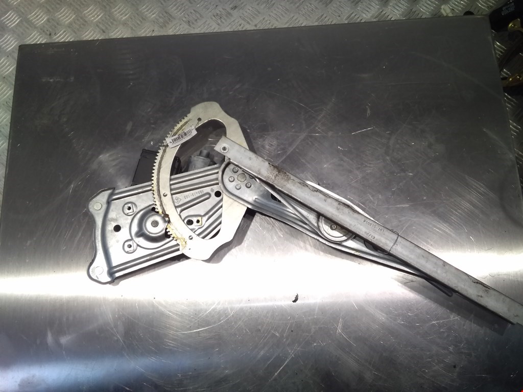 

Стеклоподъемник электрический двери задней правой Renault Scenic 3, Scenic 3