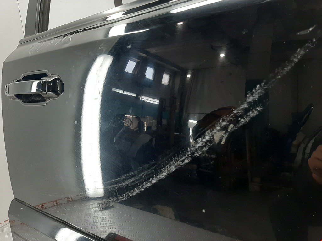 

Дверь передняя правая Kia Sorento, Sorento