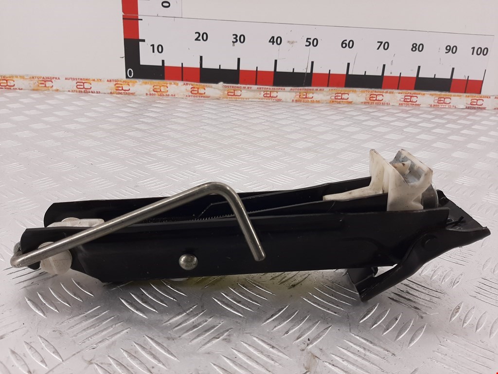 

Домкрат Opel Corsa C, Corsa C