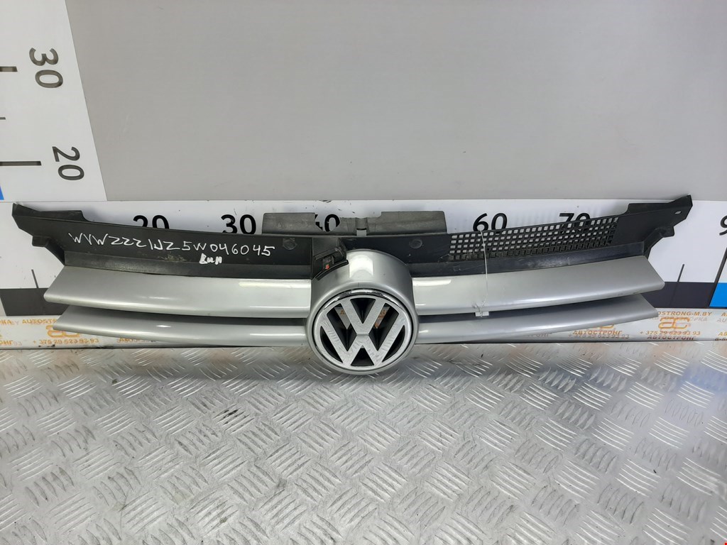 

Решетка радиатора Volkswagen Golf 4, Golf 4