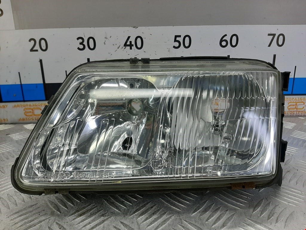 

Фара передняя левая Audi A3 8L, A3 8L