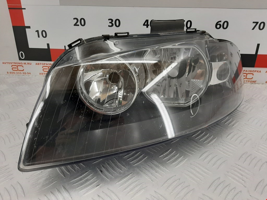 

Фара передняя левая Audi A3 8P, A3 8P