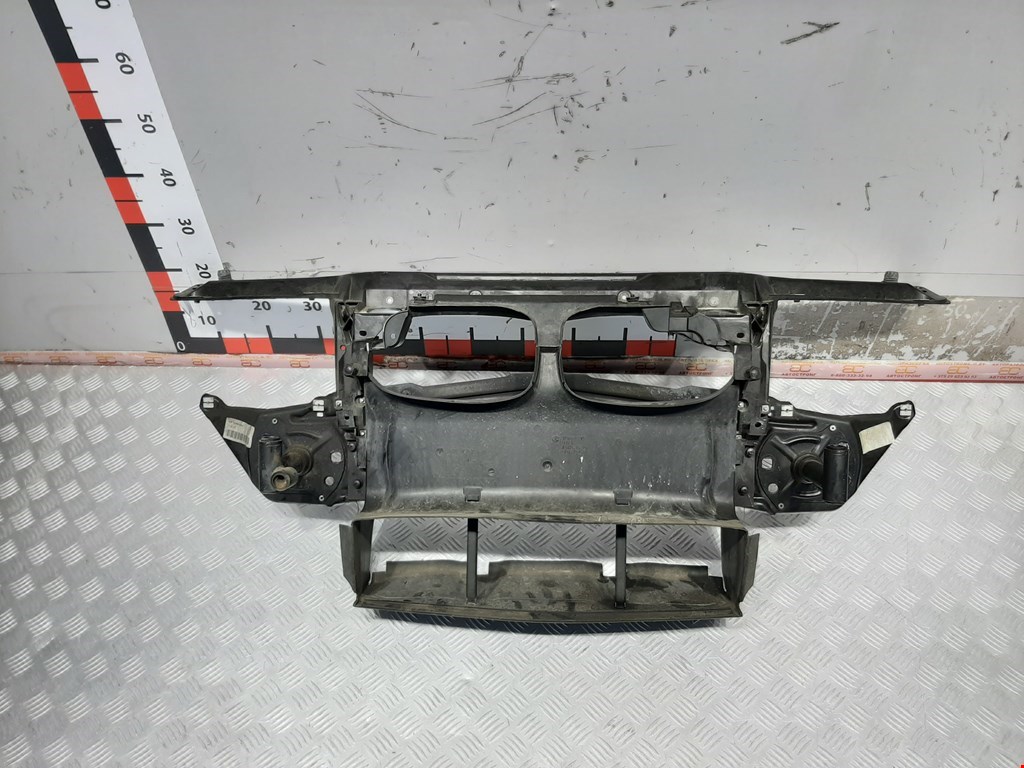 

Панель передняя (телевизор) BMW 3 Series (E46), 3 Series (E46)