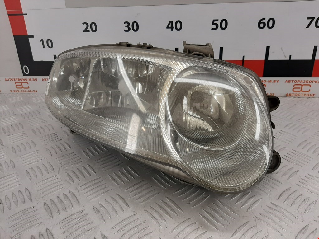 

Фара передняя правая Alfa Romeo 147, 147