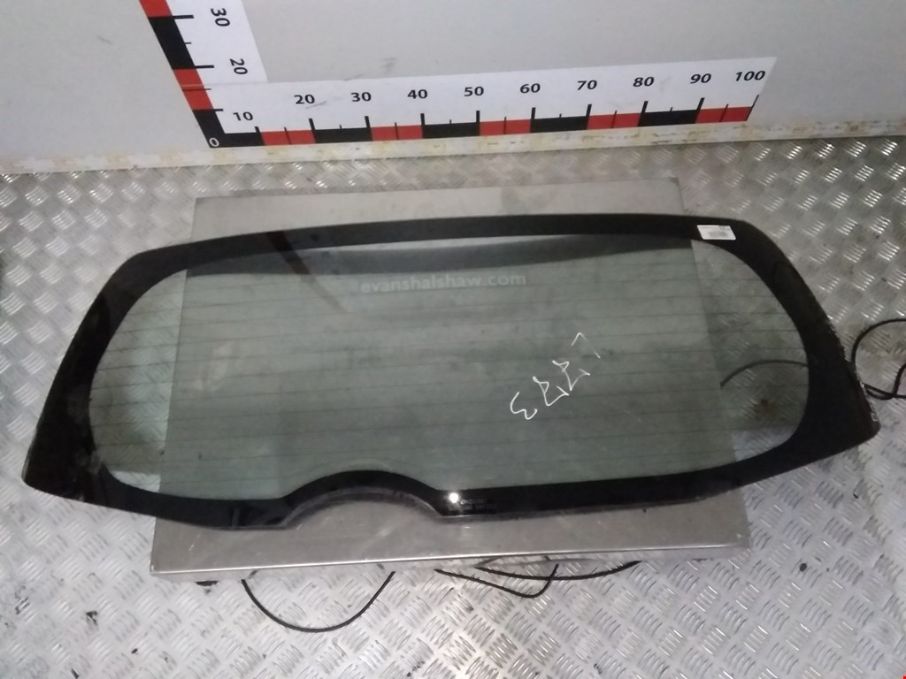 

Стекло заднее Daewoo Kalos, Kalos