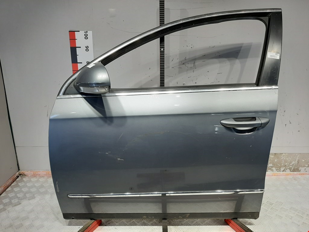 

Дверь передняя левая Volkswagen Passat 6, Passat 6