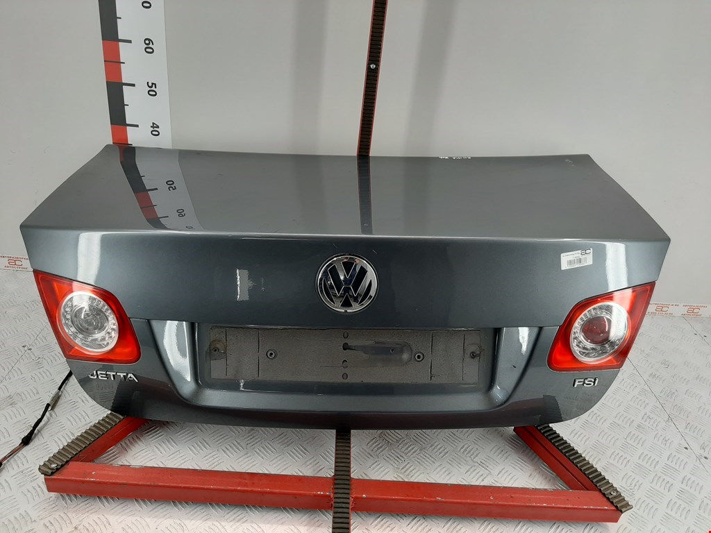 

Крышка (дверь) багажника Volkswagen Jetta (1K5), Jetta (1K5)