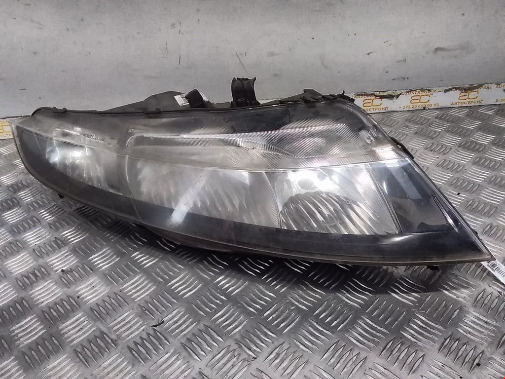 

Фара передняя правая Honda Civic 8, Civic 8
