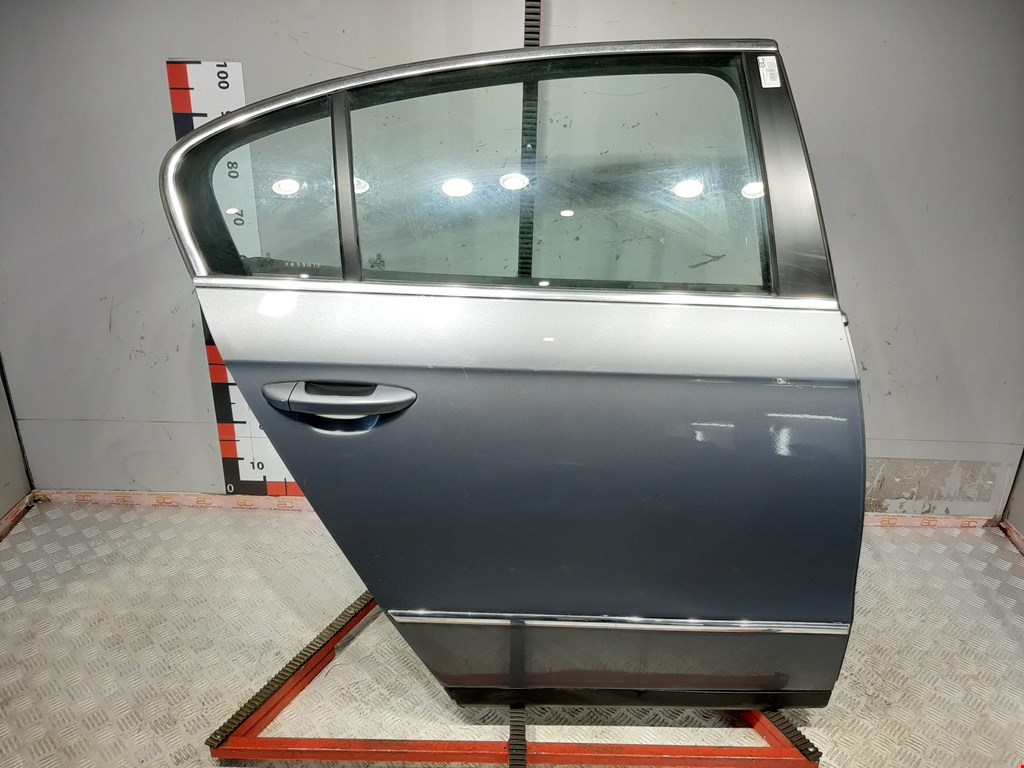 

Дверь задняя правая Volkswagen Passat 6, Passat 6