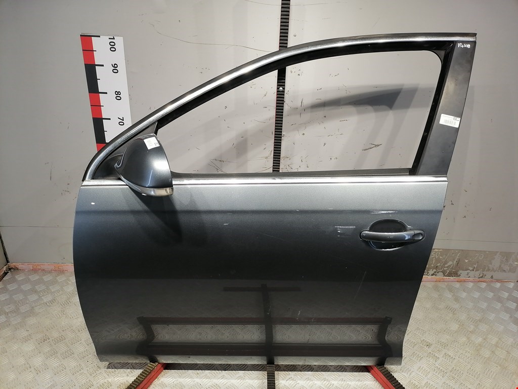 

Дверь передняя левая Volkswagen Jetta (1K5), Jetta (1K5)