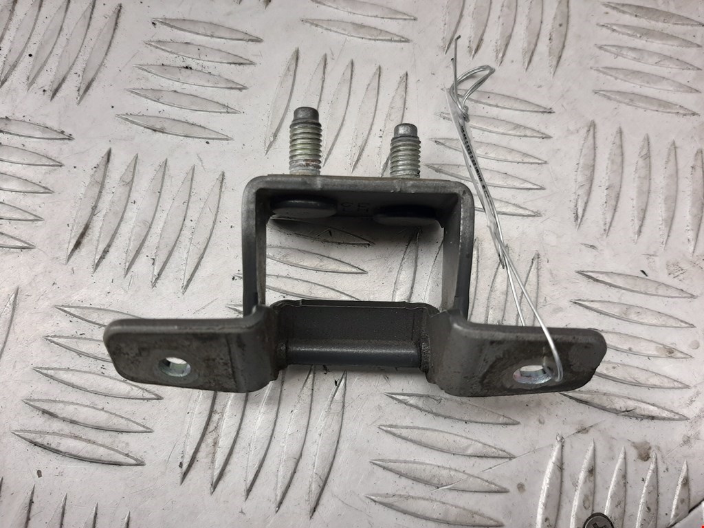 

Петля крышки (двери) багажника Hyundai i 30, i 30