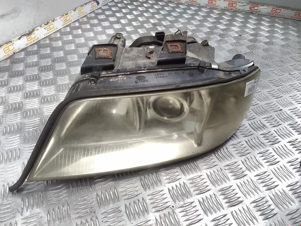 

Фара передняя левая Audi A6 C5, A6 C5