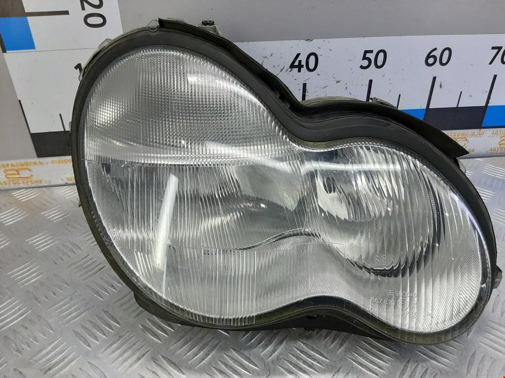 

Фара передняя правая Mercedes W203 (C Class), W203 (C Class)