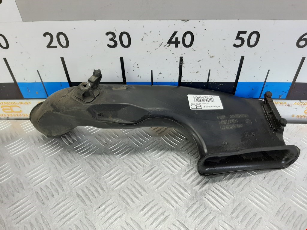 

Воздухозаборник (наружный) Opel Astra H, Astra H
