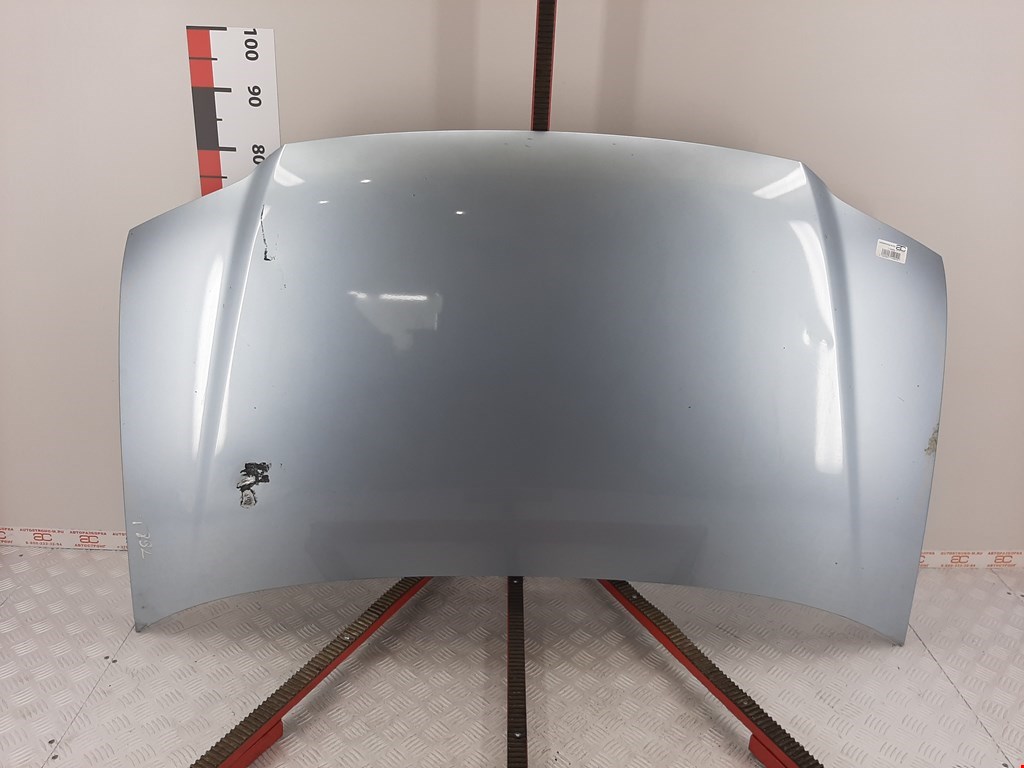 

Капот Volkswagen Touran, Touran