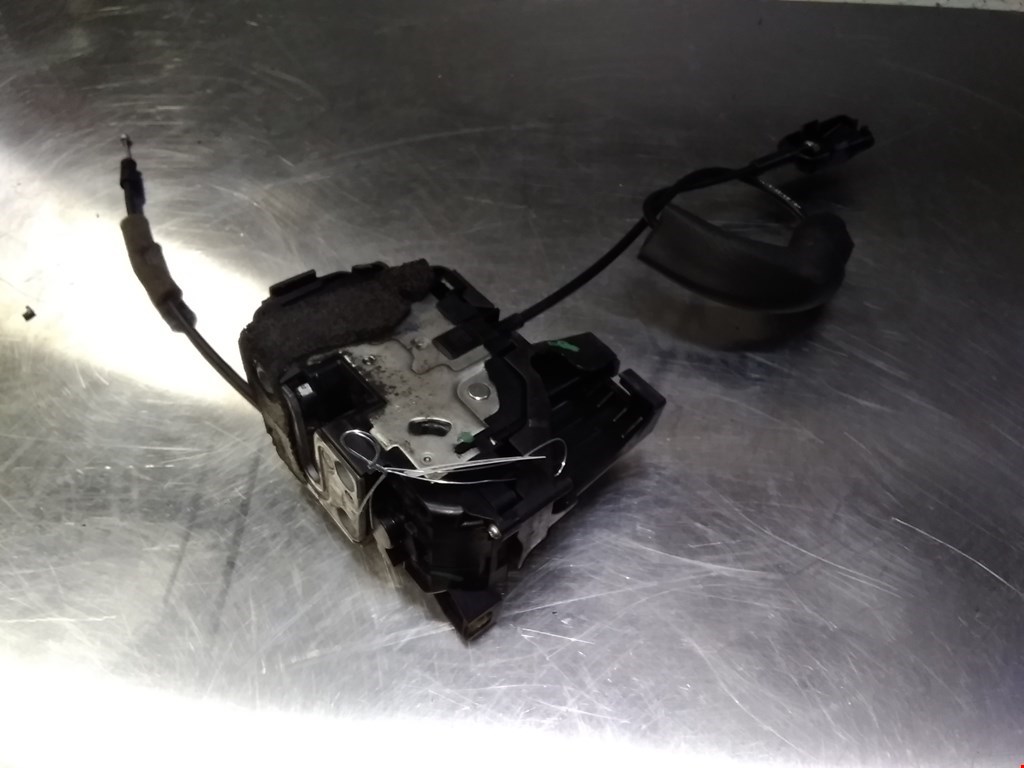 

Замок двери передней левой Renault Scenic 3, Scenic 3