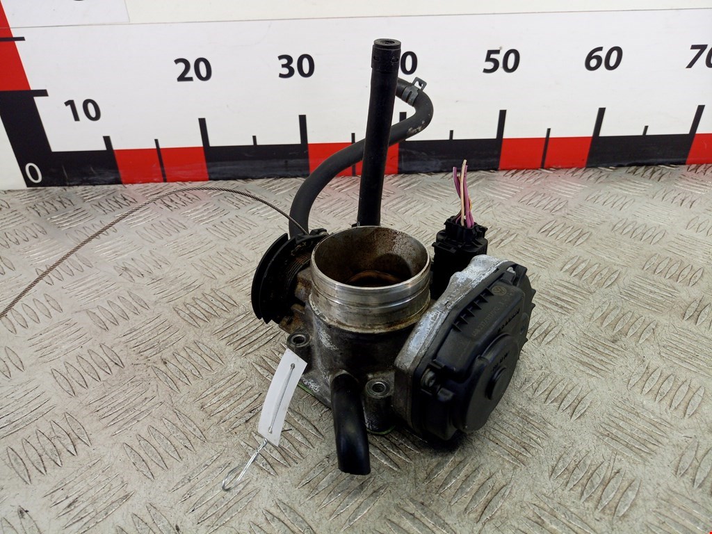 

Заслонка дроссельная Audi A3 8L, A3 8L