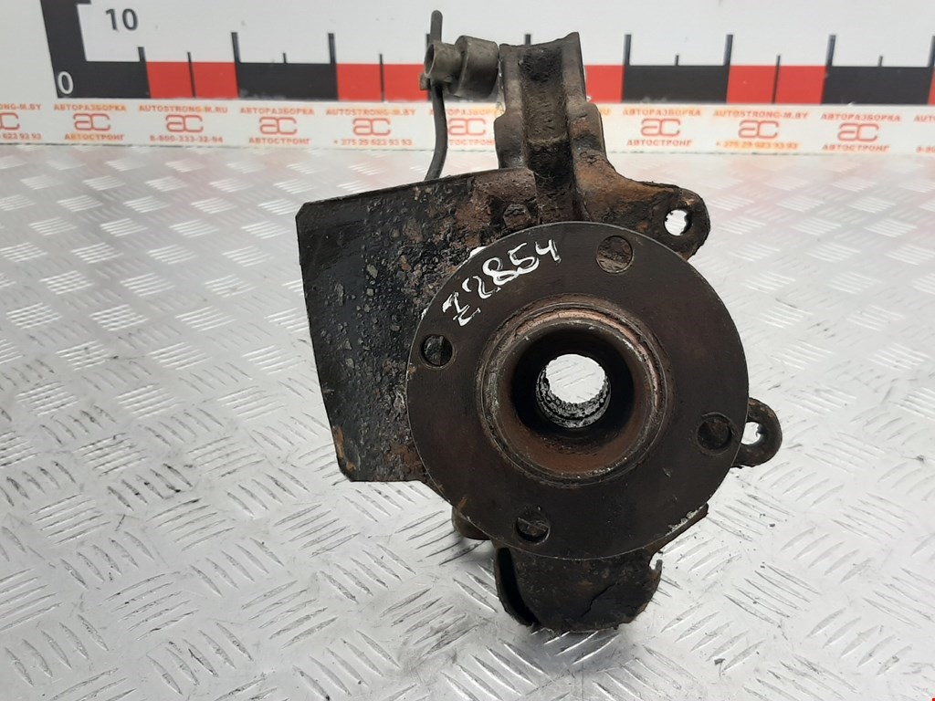 

Ступица (кулак цапфа) передняя левая Audi 80 B4, 80 B4
