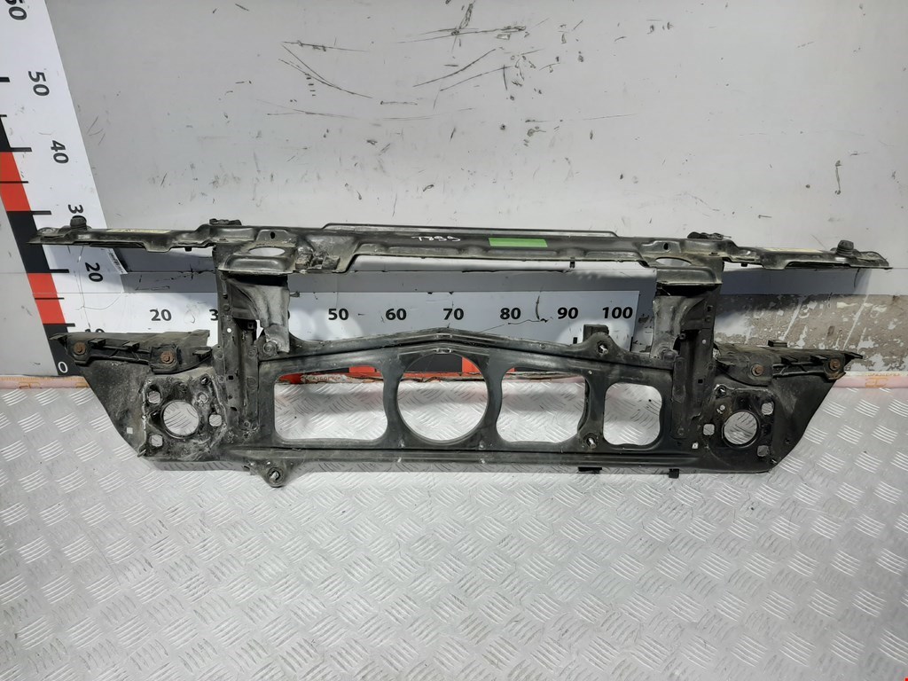 

Панель передняя (телевизор) BMW 5 Series (E39), 5 Series (E39)