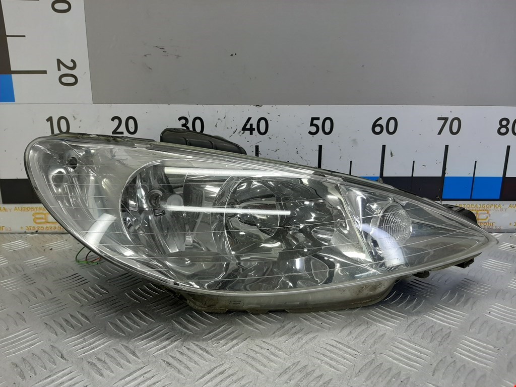 

Фара передняя правая Peugeot 206, 206