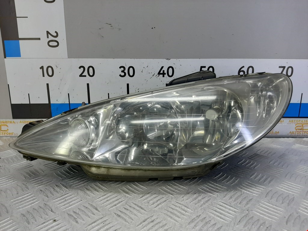

Фара передняя левая Peugeot 206, 206