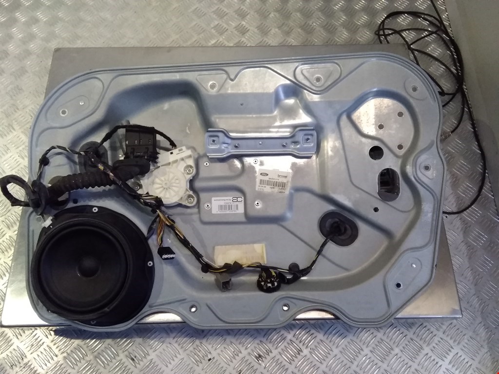 

Стеклоподъемник электрический двери передней правой Ford Focus 2, Focus 2