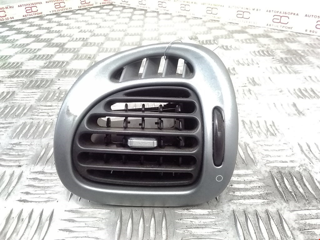 

Дефлектор обдува салона Citroen Picasso, Picasso