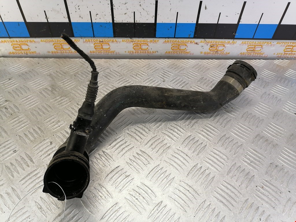 

Патрубок отопителя BMW 5 Series (E39), 5 Series (E39)