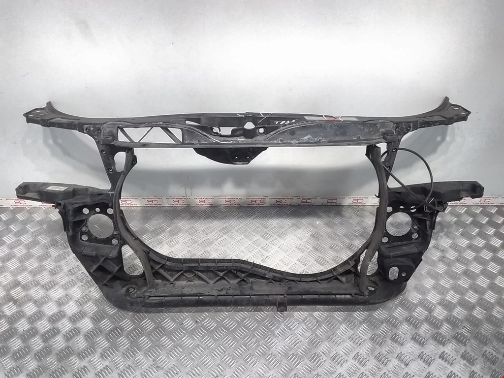 

Панель передняя (телевизор) Audi A4 B6, A4 B6