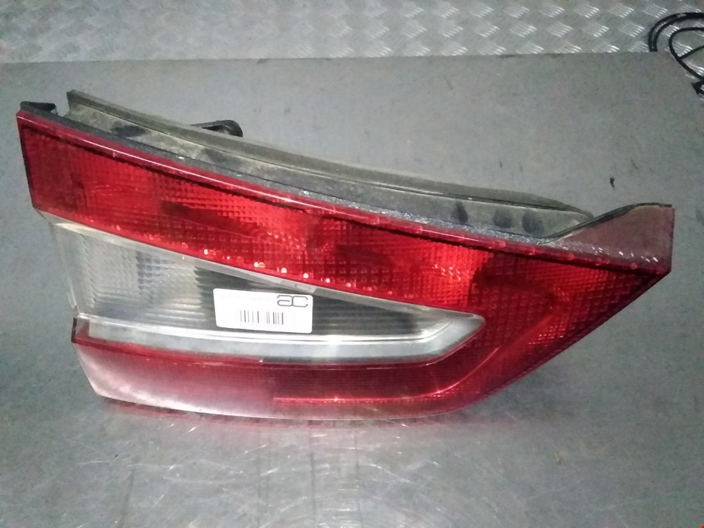 

Фонарь крышки багажника левый Ford Galaxy 2, Galaxy 2