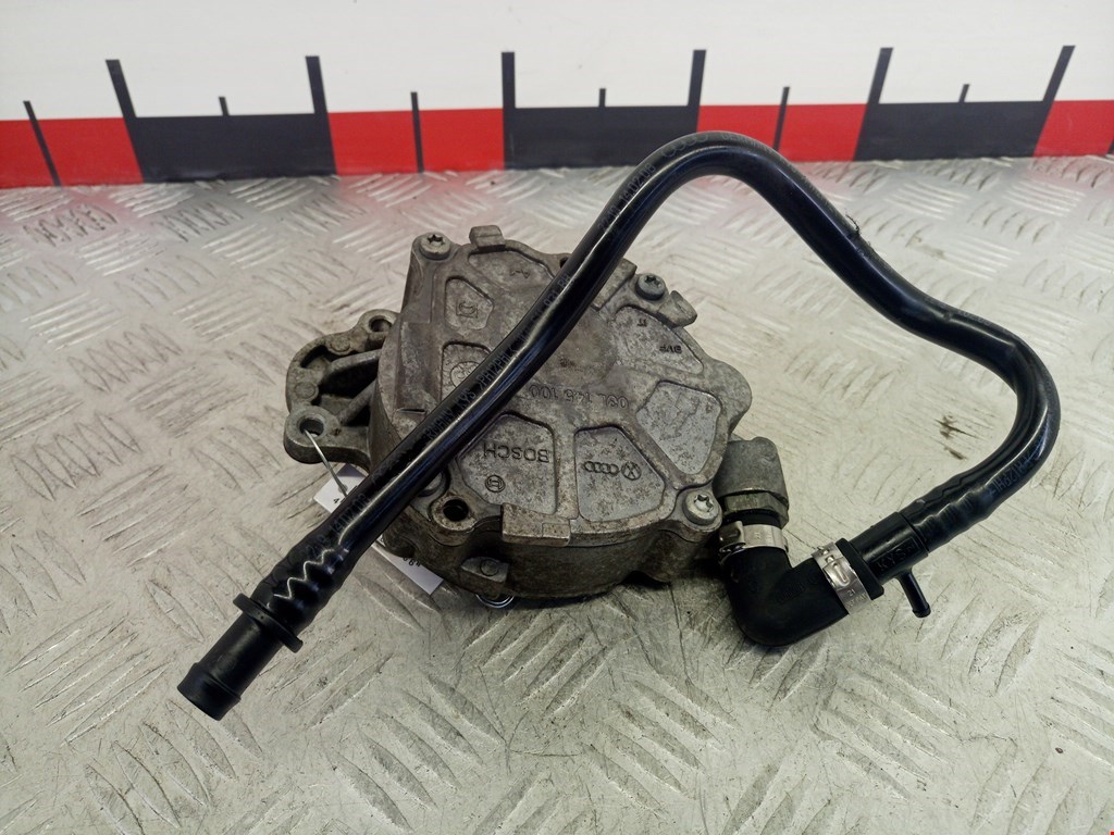 

Насос вакуумный Audi A4 B8, A4 B8