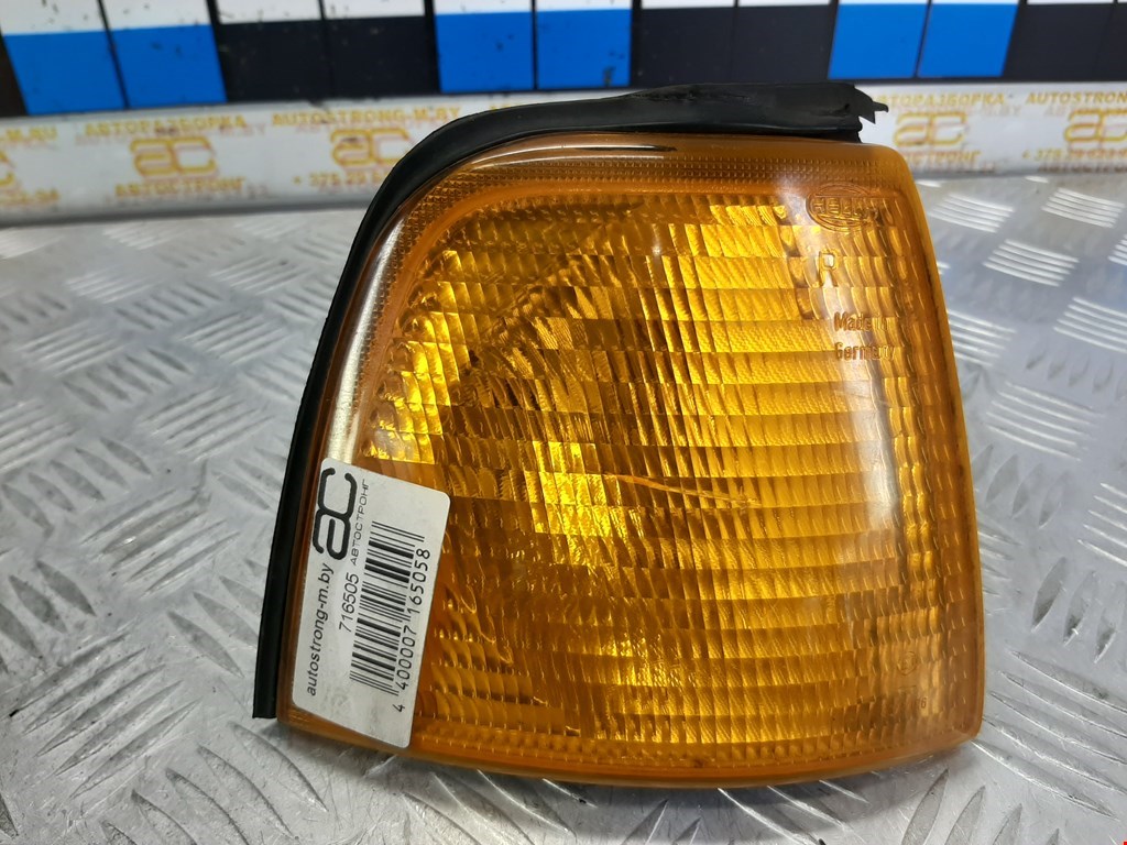 

Поворотник правый Audi 80 B4, 80 B4