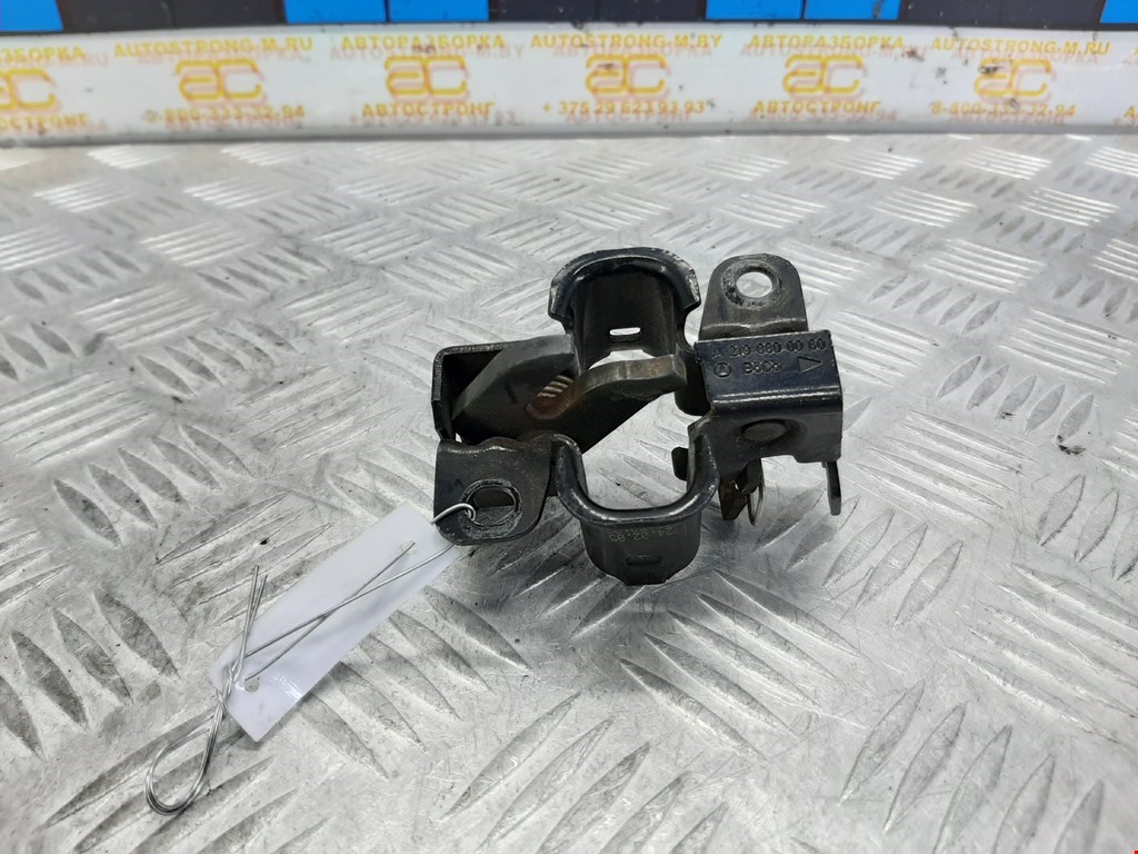 

Замок капота Mercedes W203 (C Class), W203 (C Class)