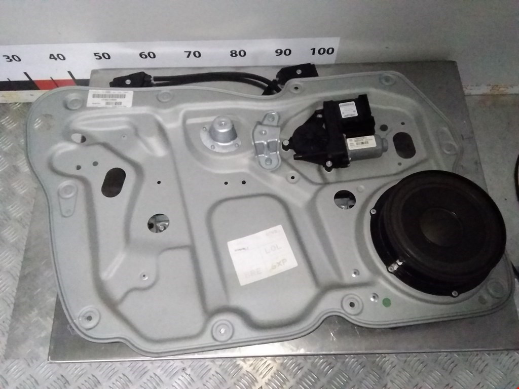 

Стеклоподъемник электрический двери передней левой Volkswagen Touran, Touran