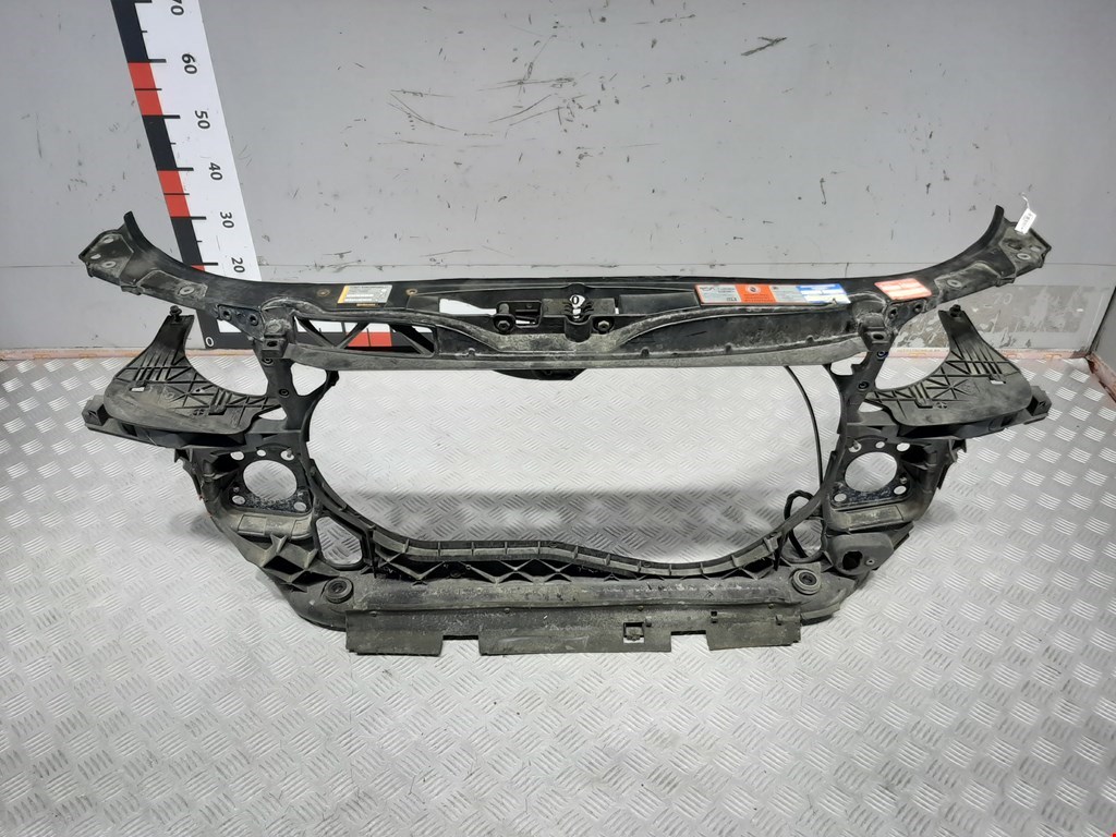 

Панель передняя (телевизор) Audi A4 B6, A4 B6