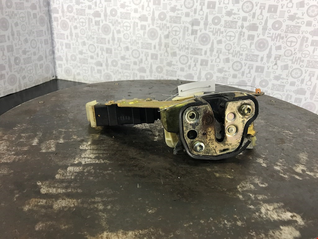 

Замок двери передней правой Opel Omega B, Omega B