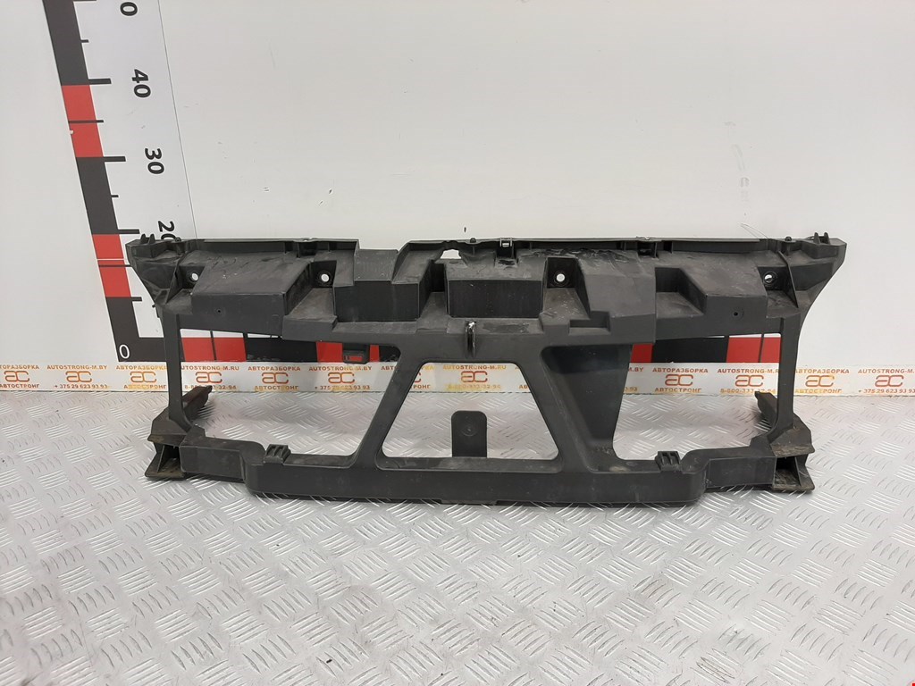 

Кронштейн (крепление) переднего бампера центральный Renault Scenic 2, Scenic 2