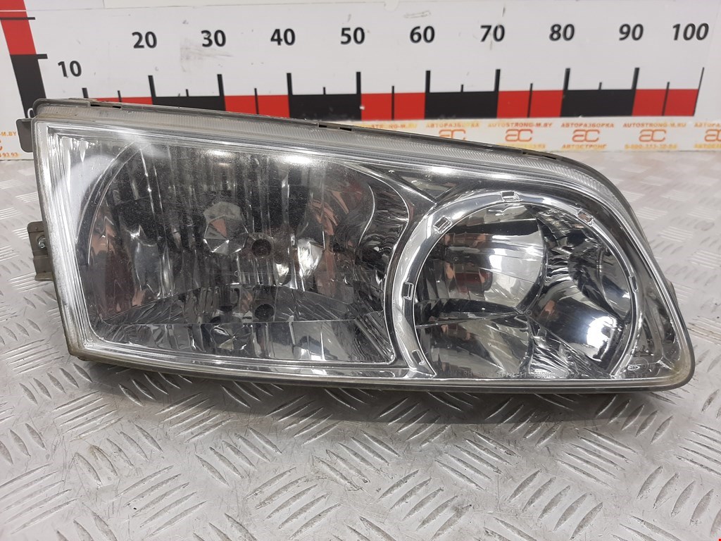 

Фара передняя правая Hyundai H1, H1