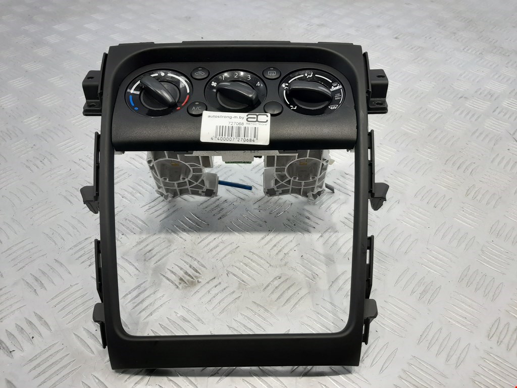 

Переключатель печки Suzuki SX4, SX4