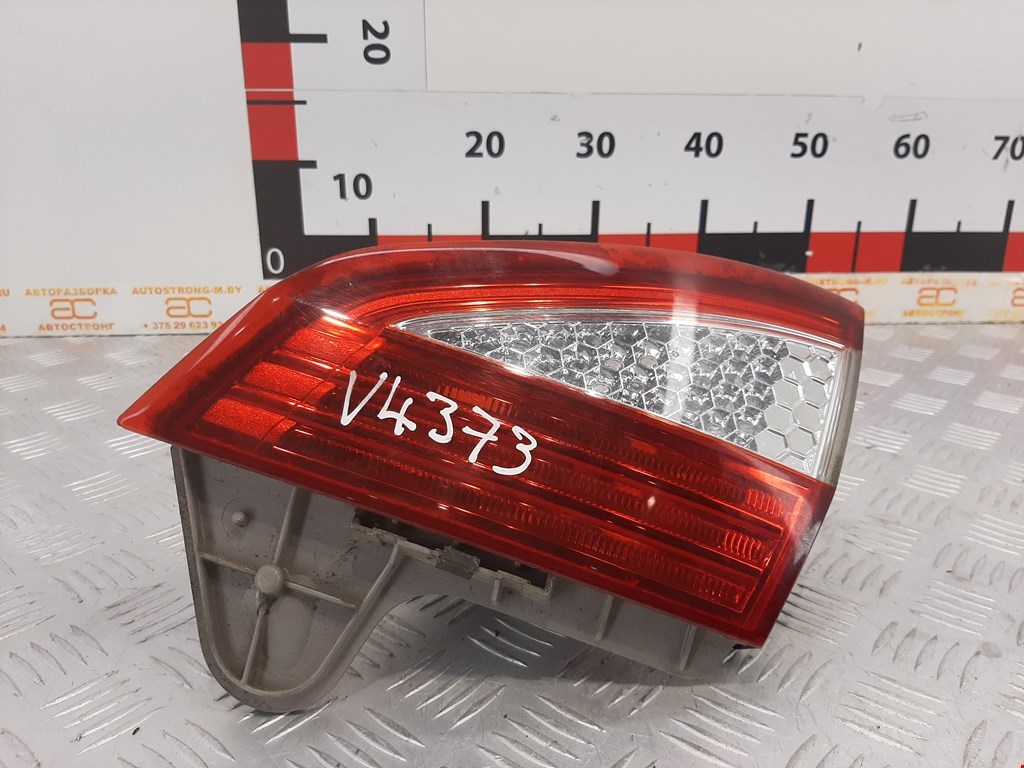 

Фонарь крышки багажника правый Ford Mondeo 4, Mondeo 4