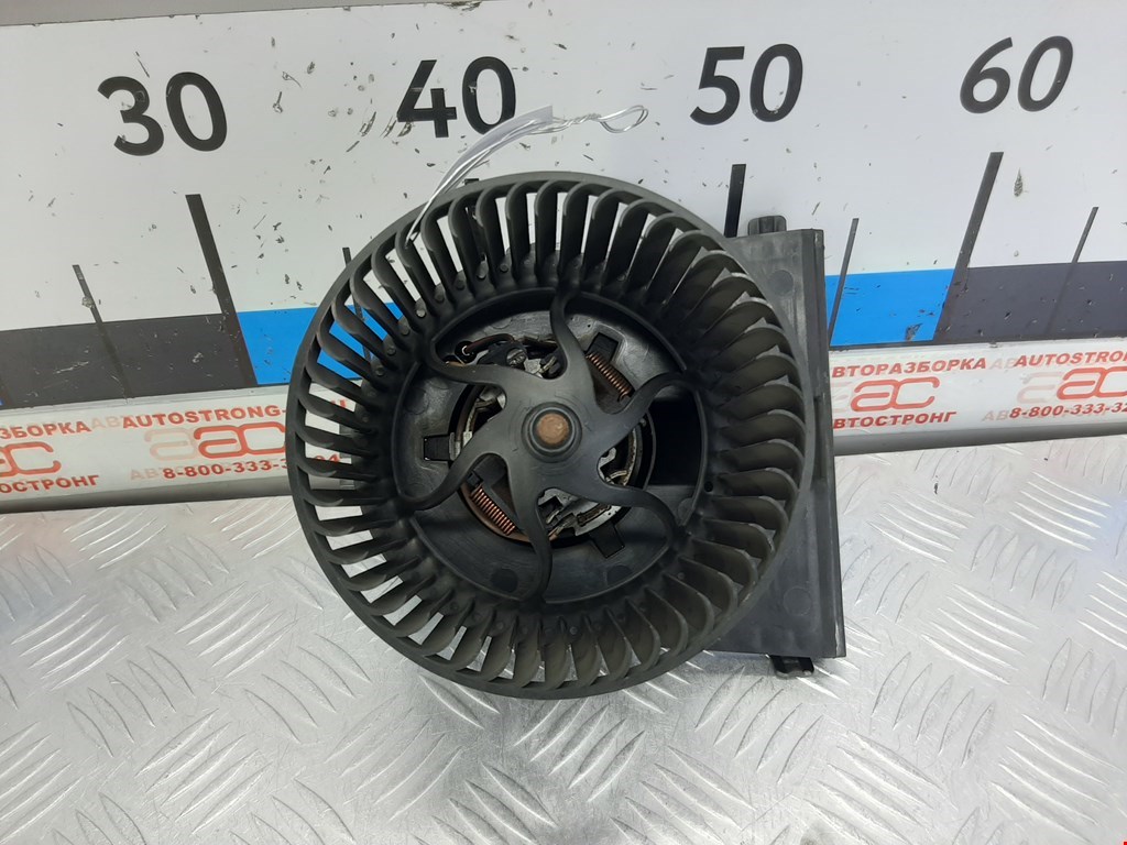 

Моторчик (двигатель) печки Skoda Octavia 1U, Octavia 1U