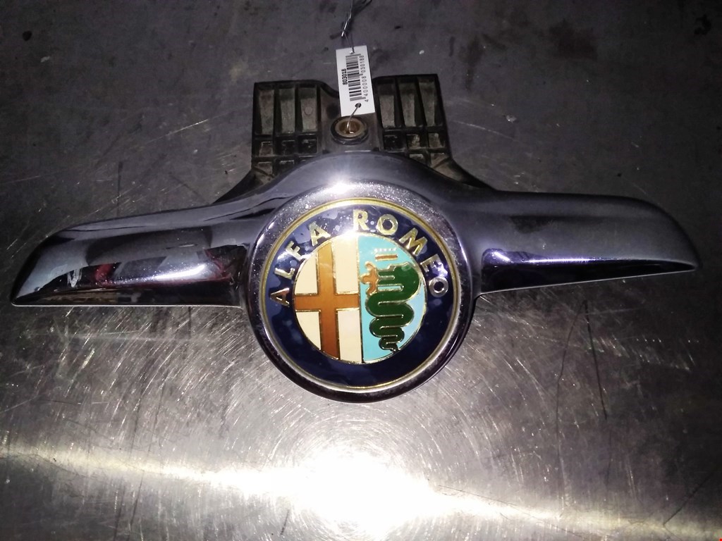 

Эмблема (значок) Alfa Romeo GT, GT