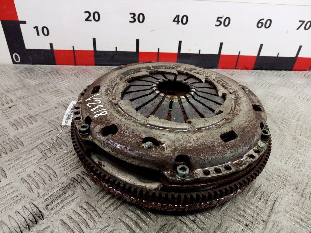 

Маховик (демпфер сцепления) Audi TT 8N, TT 8N
